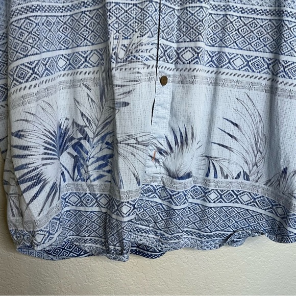 Tommy Bahama Relax Lyocell Blend Blue Button Down Shirt Aztec Tropical Print XXL - Picture 4 of 14